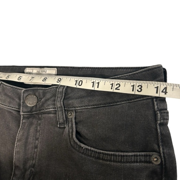 Free People Black Wash Raw Hem Skinny Jeans Sz 26 - Picture 10 of 11